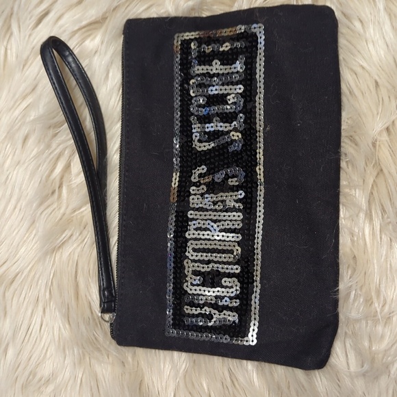 Victoria's Secret wristlet or makeup bag with Sequins - Picture 1 of 2